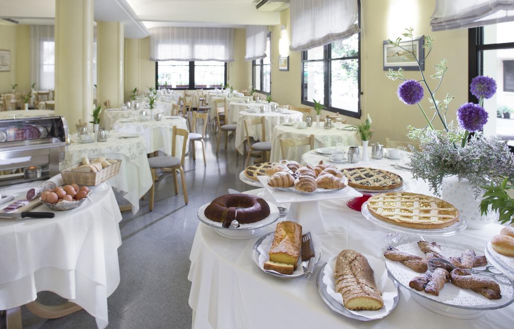 Hotel Sampaoli Bellaria-Igea Marina Exterior foto