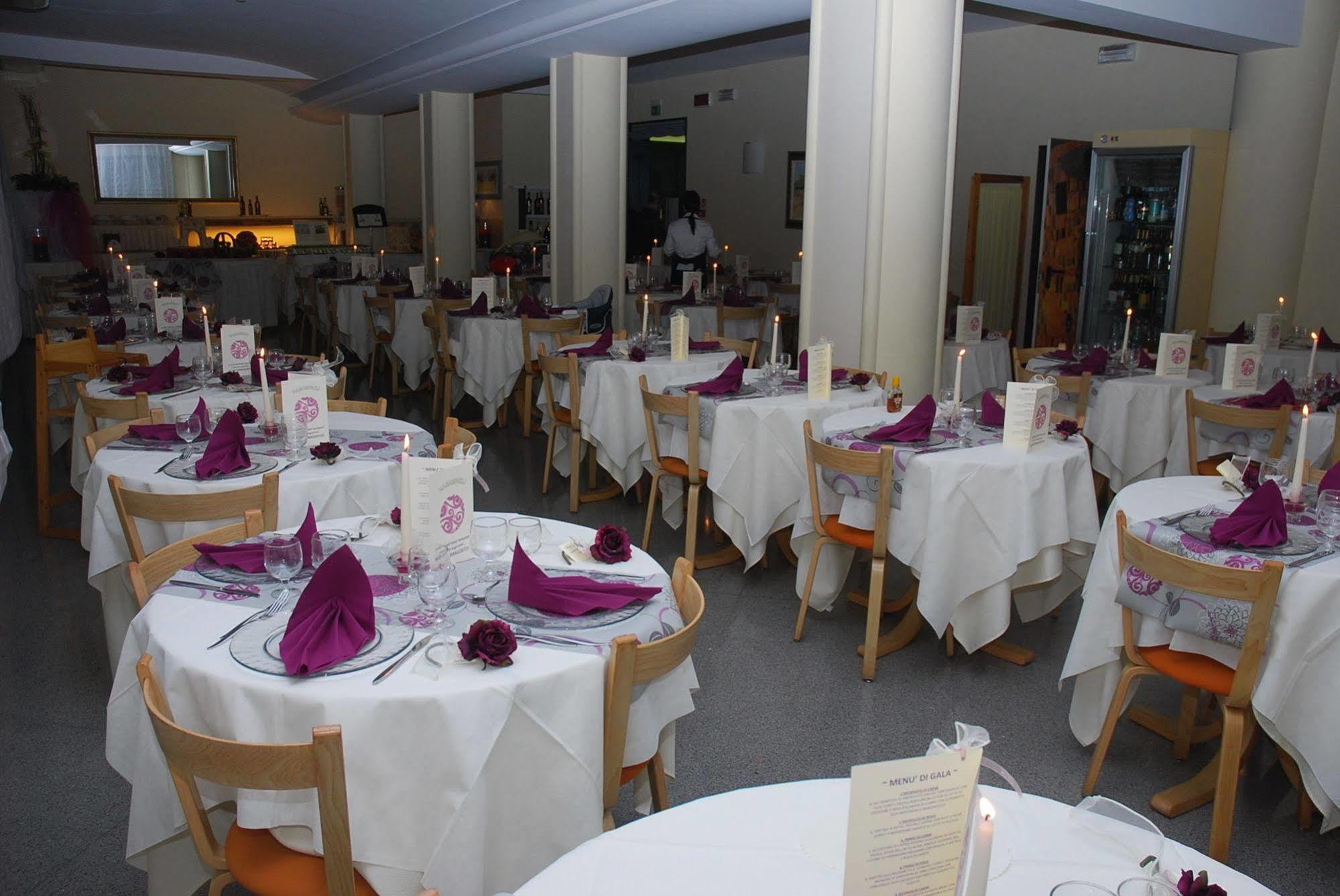 Hotel Sampaoli Bellaria-Igea Marina Exterior foto